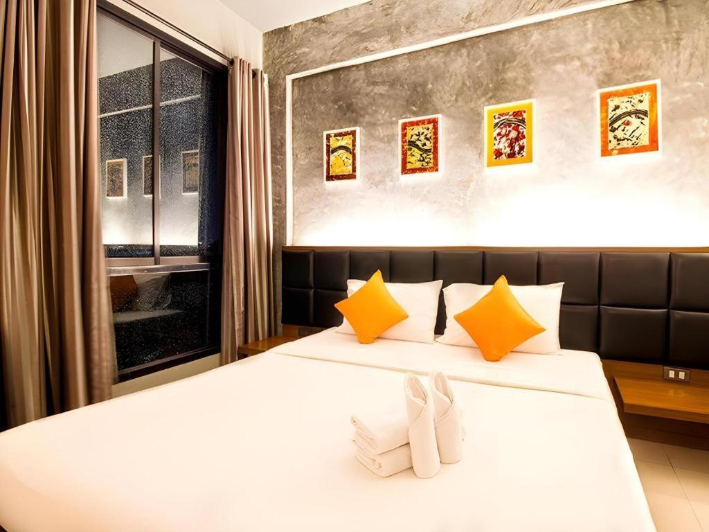 B2 Thippanate Boutique & Budget Hotel Τσιάνγκ Μάι Εξωτερικό φωτογραφία