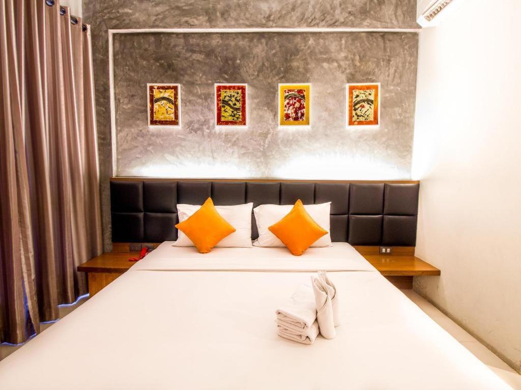 B2 Thippanate Boutique & Budget Hotel Τσιάνγκ Μάι Εξωτερικό φωτογραφία