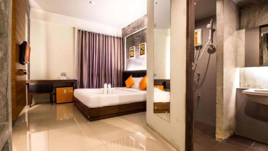 B2 Thippanate Boutique & Budget Hotel Τσιάνγκ Μάι Εξωτερικό φωτογραφία